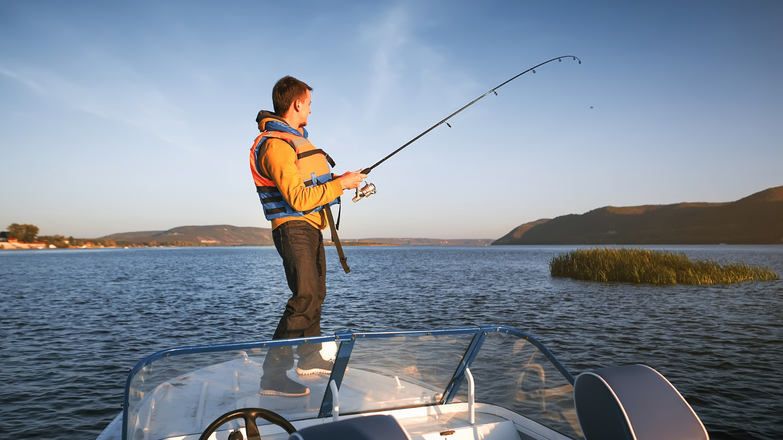 Trolling Motor Buying Guide: How to Choose the Right Trolling Motor